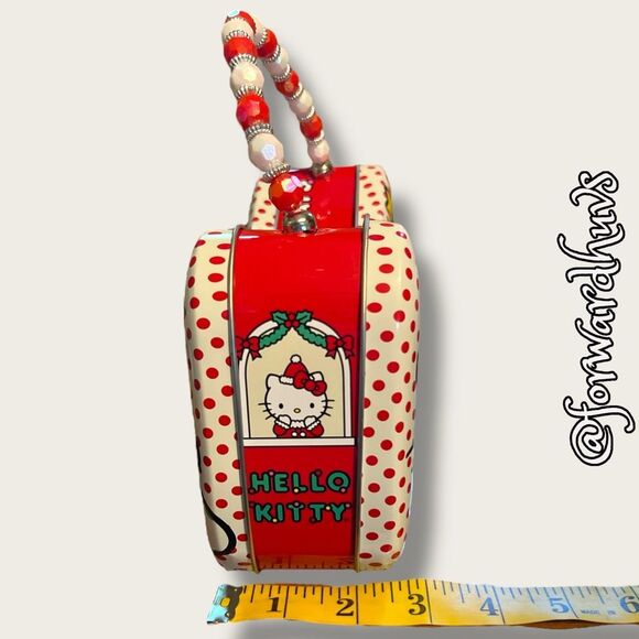 Sanrio Hello Kitty Christmas Metal Tin with Handle – Festive Holiday Design - Picture 8 of 11